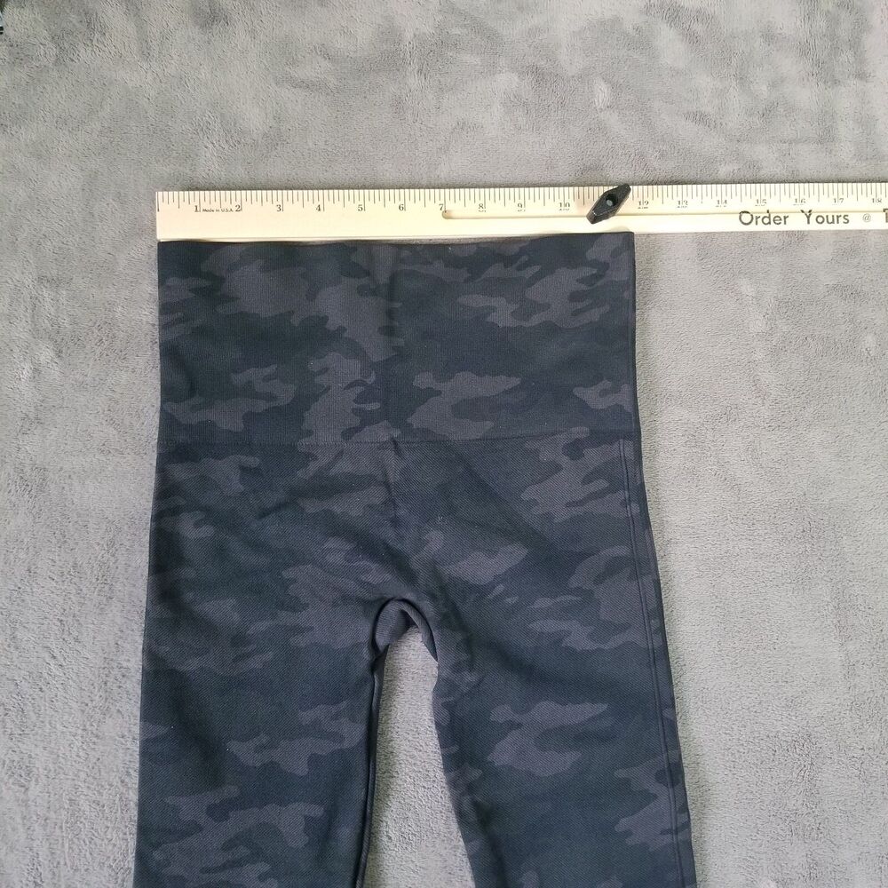 SPANX Leggings Womens Gray Black Size Small Camoflauge Camo Stretch - Picture 7 of 10
